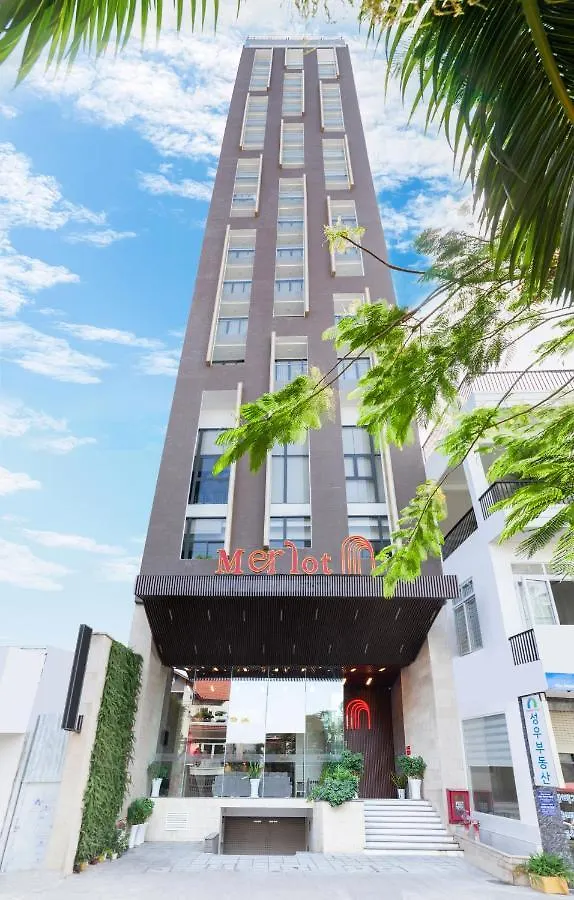 Merlot Hotel ニャチャン
